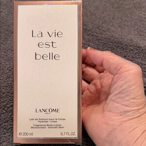 Lancôme La Vie Est Belle Fragrance Body Lotion - Pale Pink & White